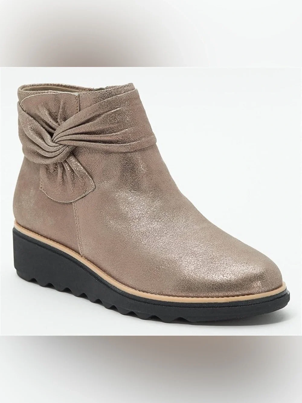 Women’s CLARKS Collection pewter leather metallic wedge ankle boots- Size 7